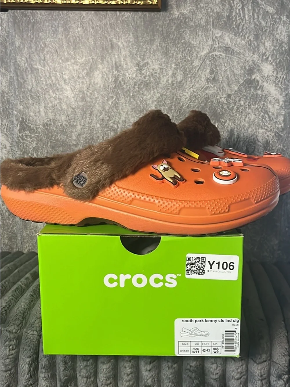 CROCS Orange Faux-Fur Lined Clog Slides with Charms limited collab! M9 W11 new